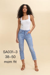 Mom fit jeans